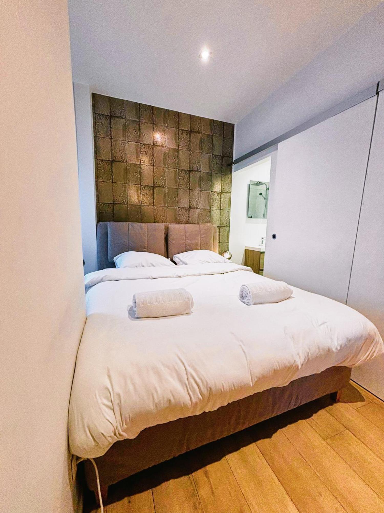 Urbanchic Adalbert 1A Liege Luaran gambar